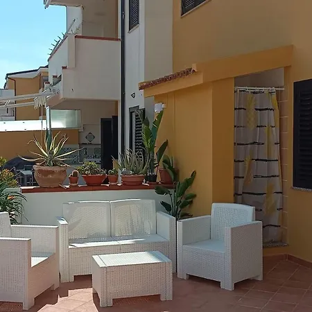 Relax In Casa Domi Апартаменты Скалея