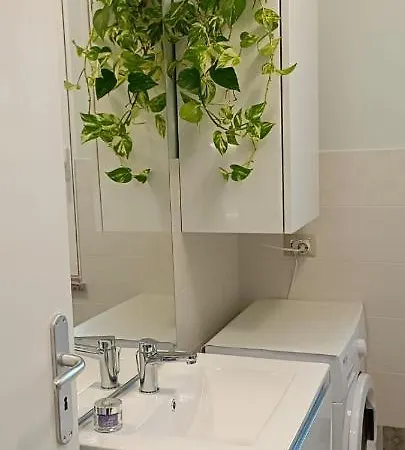 Relax In Casa Domi Апартаменты